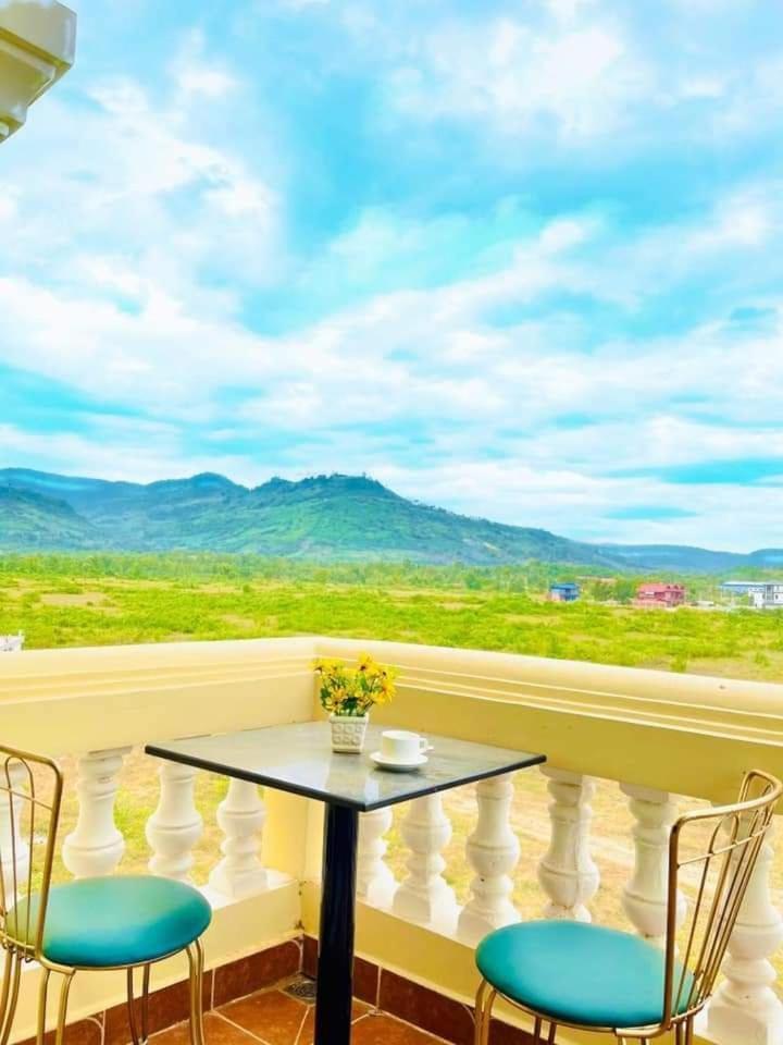 Hang Meas Boutique Hotel Kampot Exterior photo